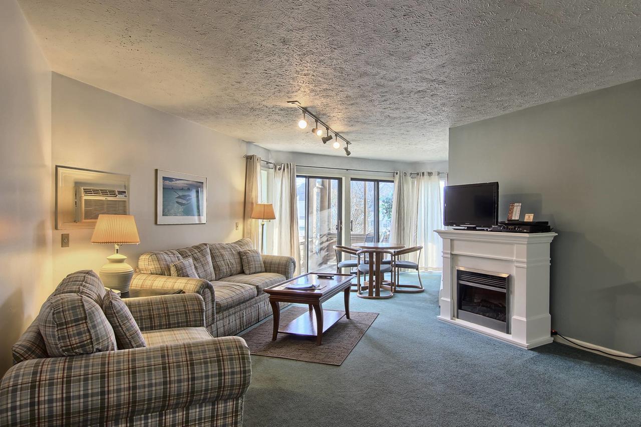 Pointes North Inn Charlevoix Εξωτερικό φωτογραφία