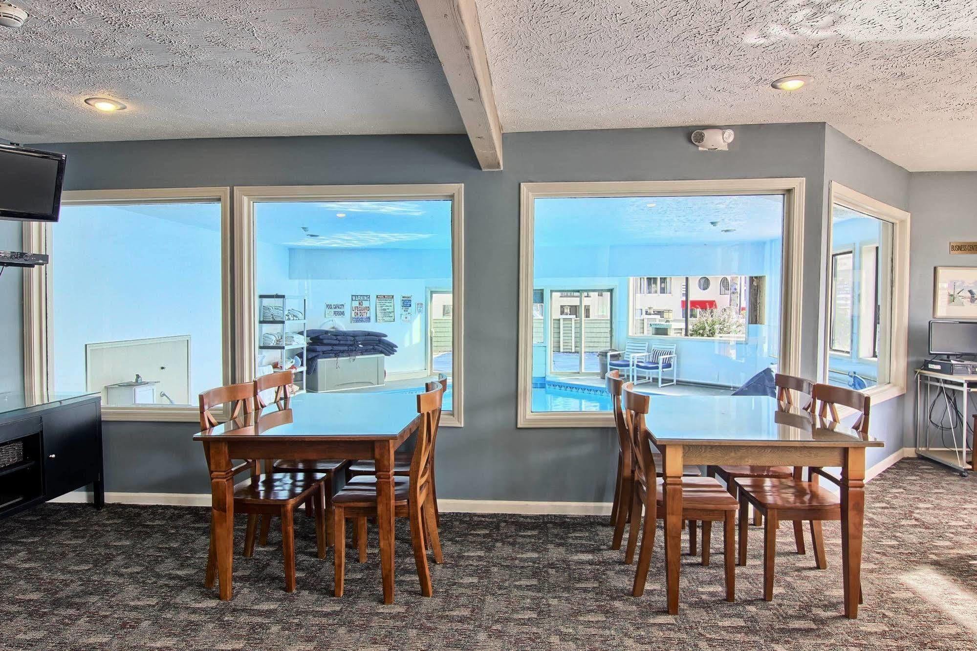 Pointes North Inn Charlevoix Εξωτερικό φωτογραφία