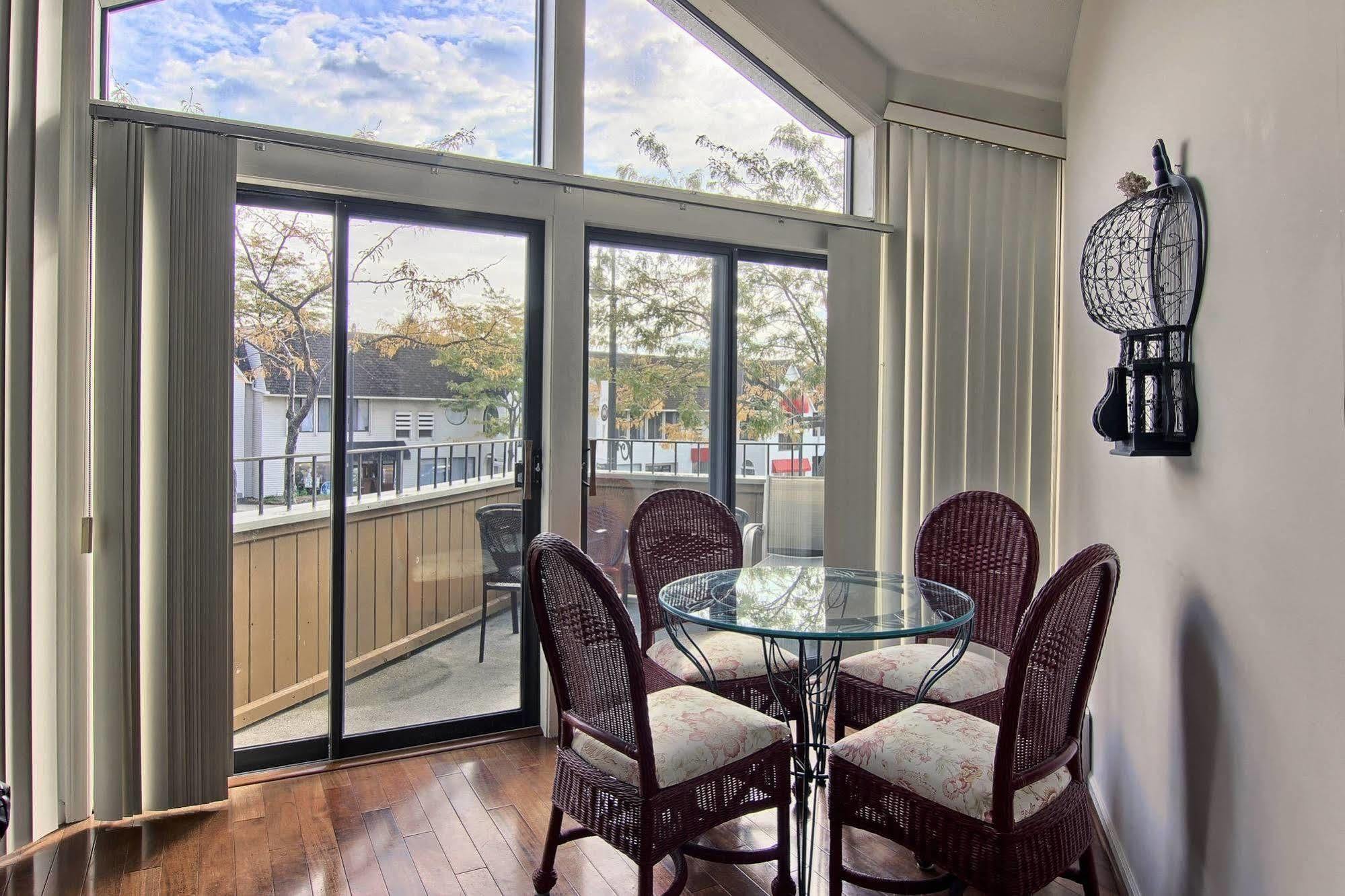 Pointes North Inn Charlevoix Εξωτερικό φωτογραφία