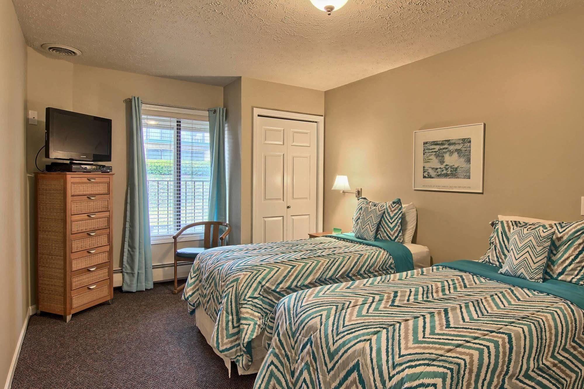 Pointes North Inn Charlevoix Εξωτερικό φωτογραφία
