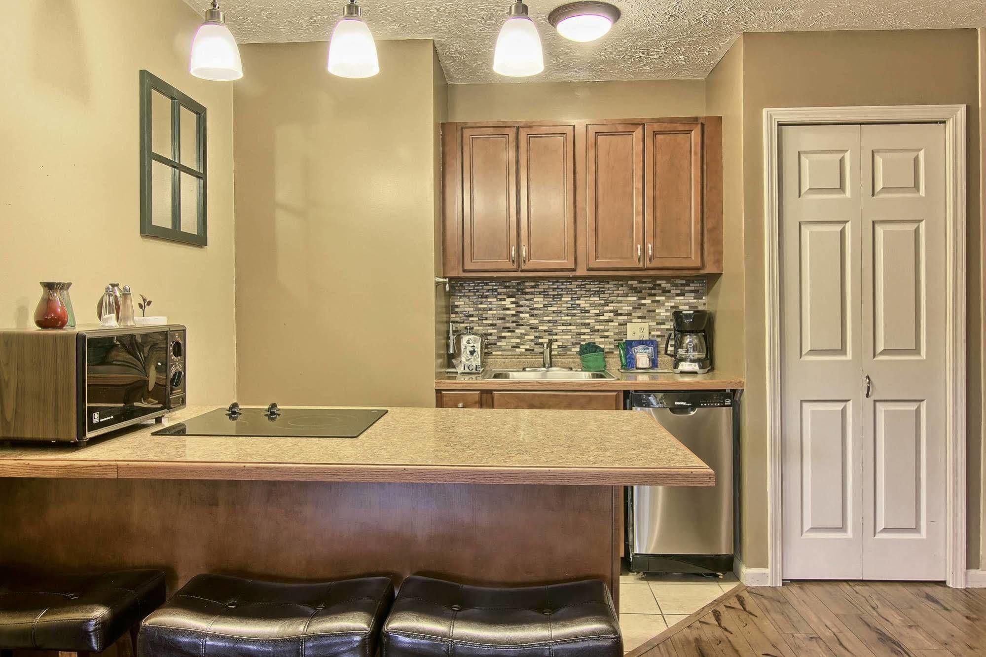 Pointes North Inn Charlevoix Εξωτερικό φωτογραφία